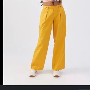 BDG Maya Baggy Trouser Pant In Gold | yellow size S